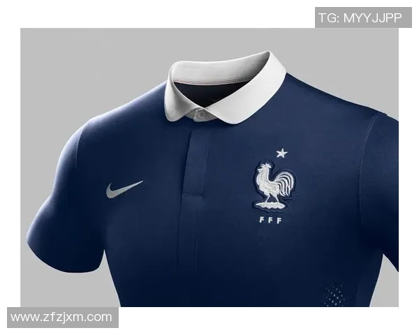 法国雄鸡足球明星夹克引领时尚潮流展现运动魅力与个性风采 法国雄鸡足球明星夹克引领时尚潮流展现运动魅力与个性风采